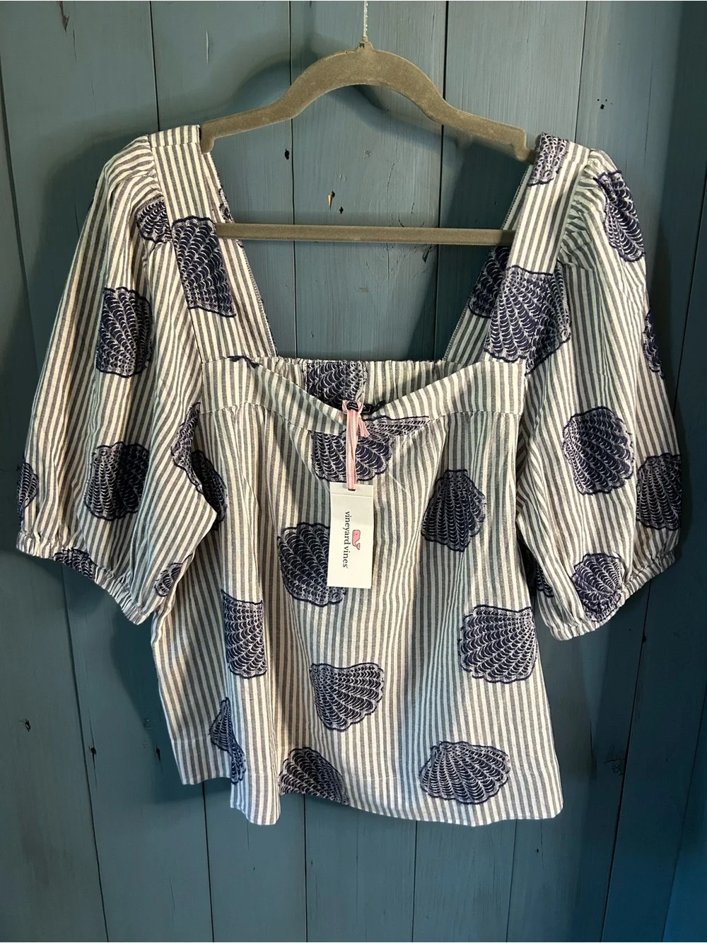 Vineyard Vines Navy Blue and White Dotted Stripe w/Seashell Embroidery | Large